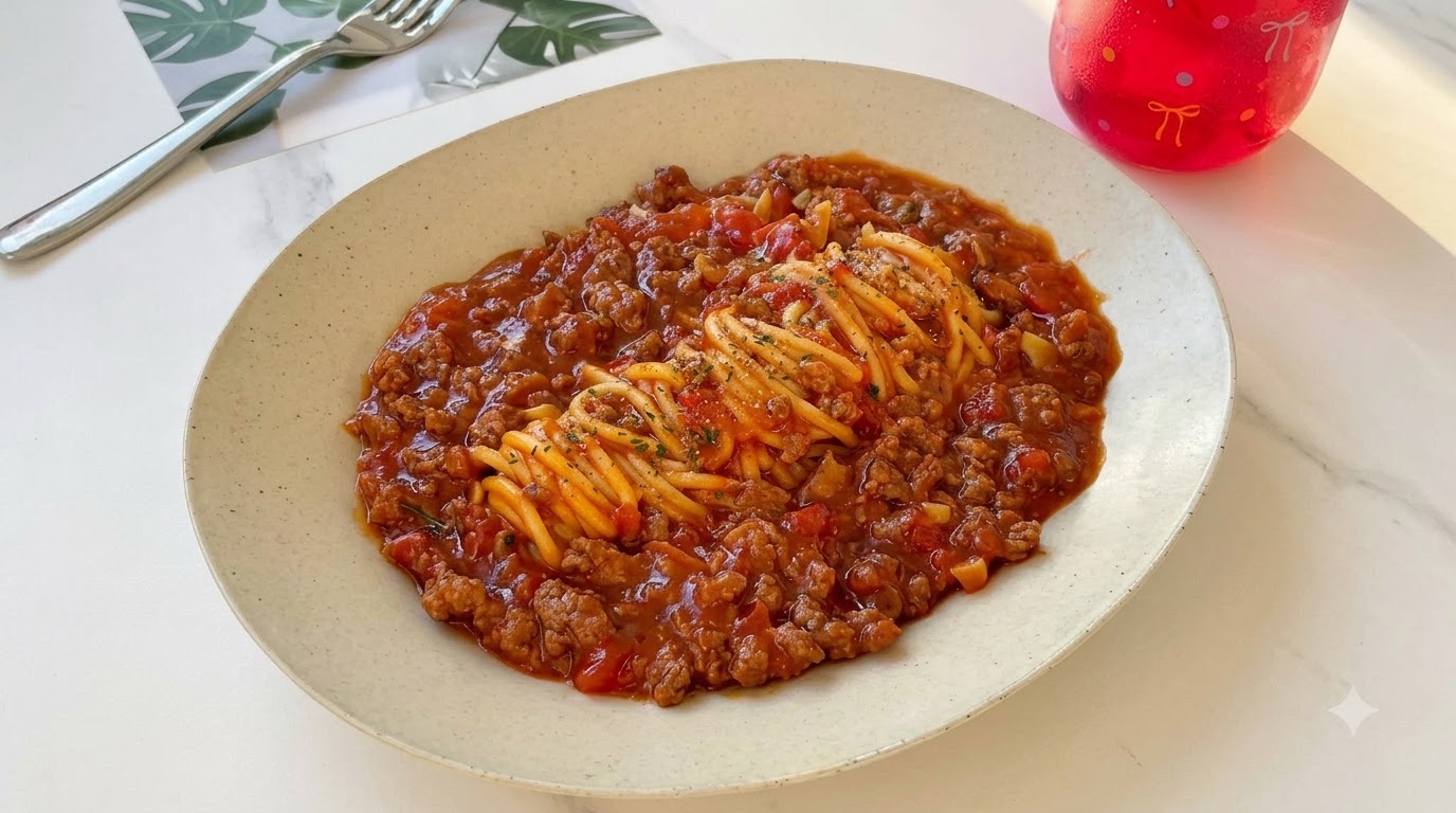 Pasta saporita con pomodoro e manzo